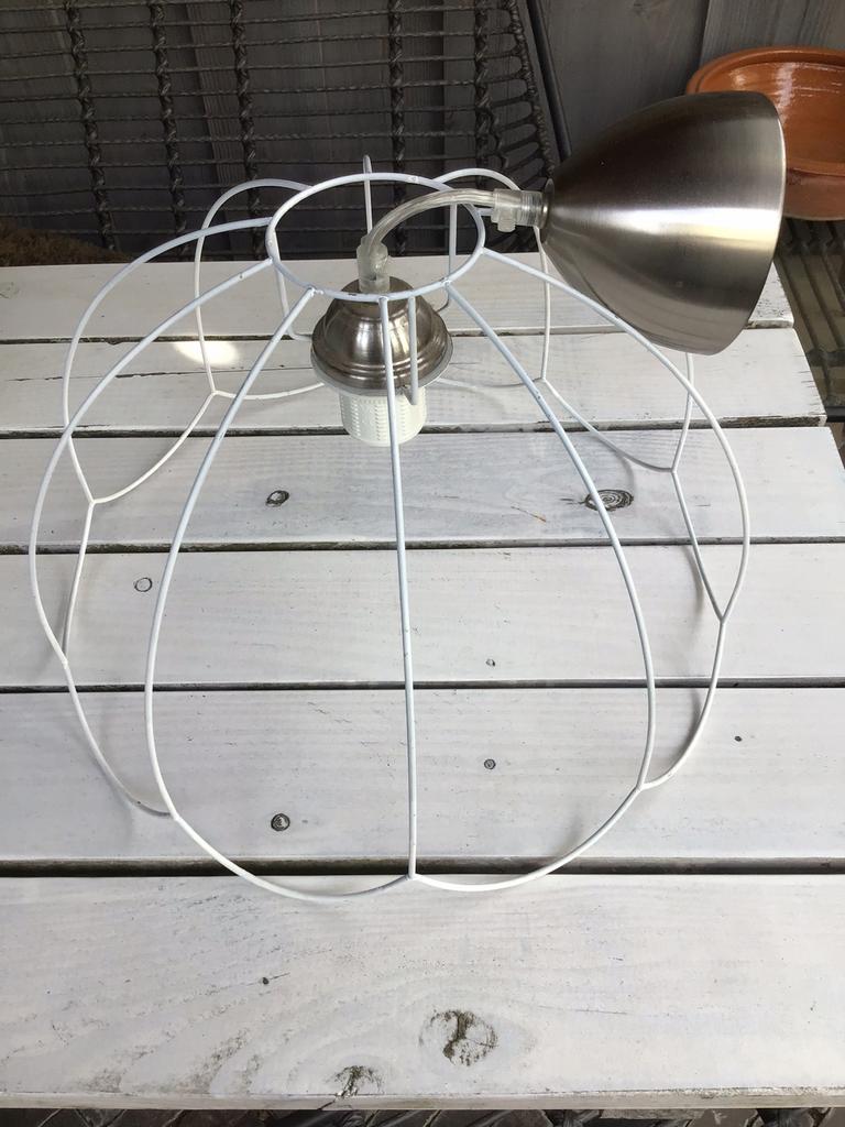 Lamp van wit staaldraad, Ophalen of Verzenden, Gebruikt, Metaal