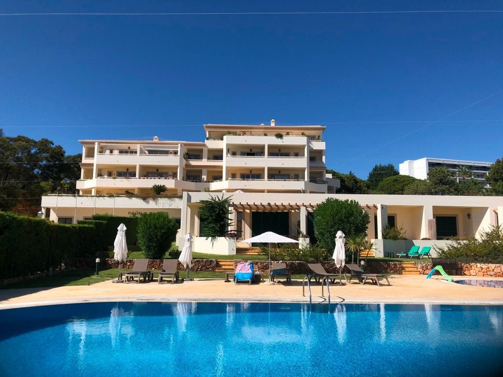 Luxe 2-slaapkamer appt Algarve vlakbij strand & zwembad, Vakantie, Vakantiehuizen | Portugal, 2 slaapkamers, Appartement, Overige