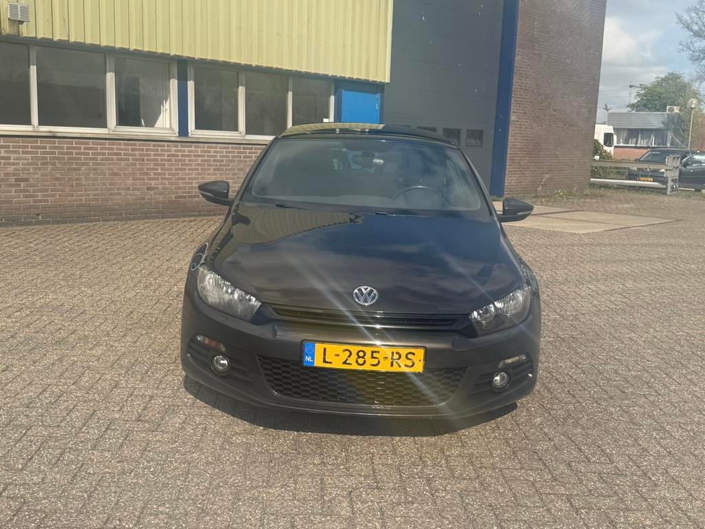 Volkswagen Scirocco 2.0 TSI DSG 2009 Bruin, Auto's, Volkswagen, 4 cilinders, 4 stoelen, Bedrijf, Geïmporteerd