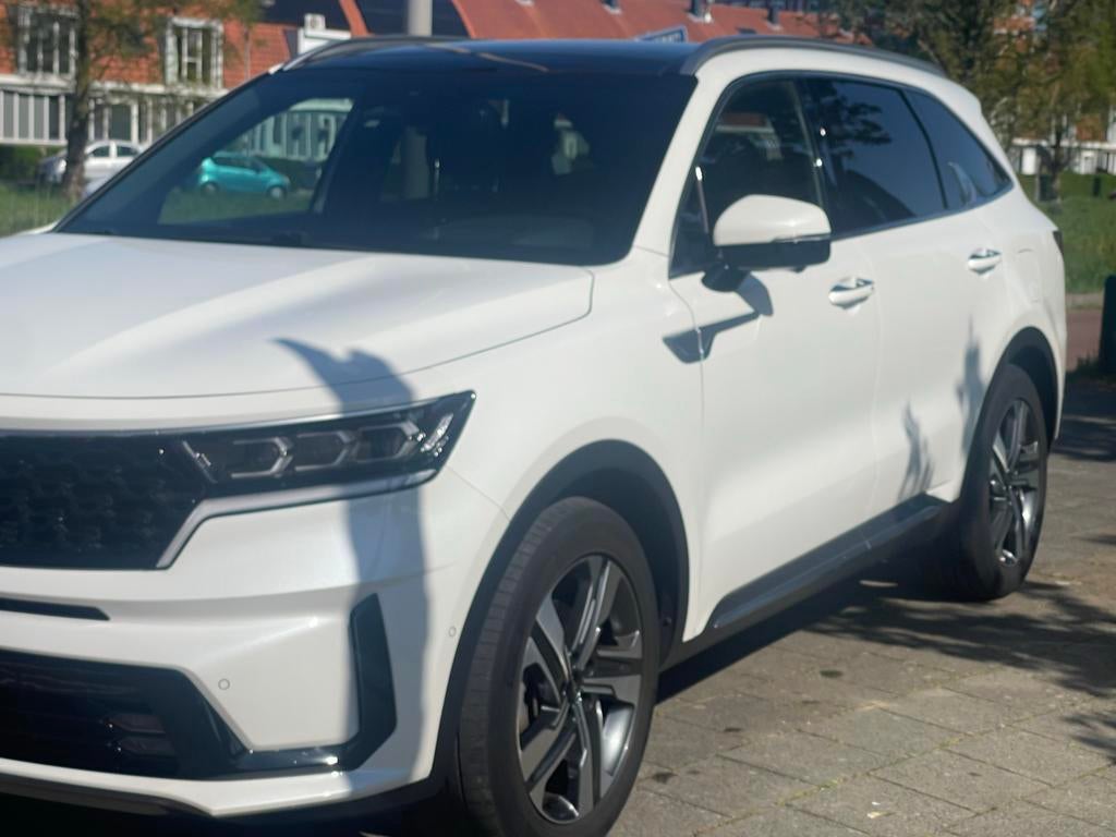 Kia Sorento1.6 T-GDI 4WDAut Plug-in  Hybrid ExecutiveLine, Auto's, Kia, Automaat, Parkeerassistent, Zwart, 4 cilinders