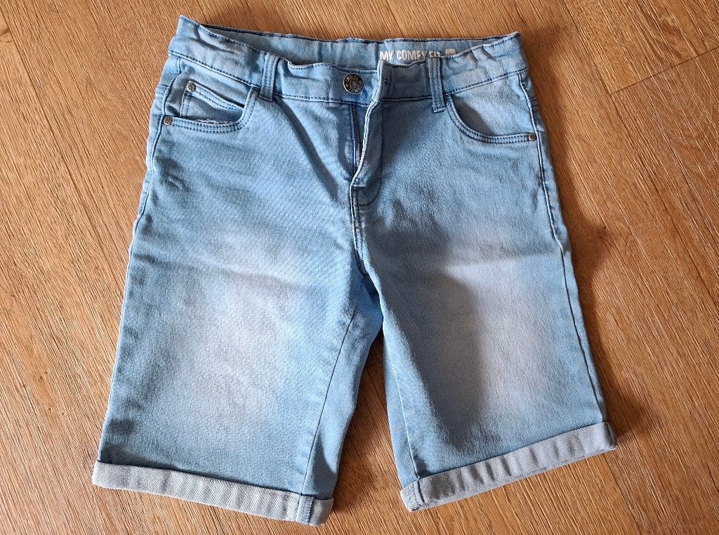 korte broek Hema 146/152, Broek, Gebruikt, Ophalen of Verzenden, Hema