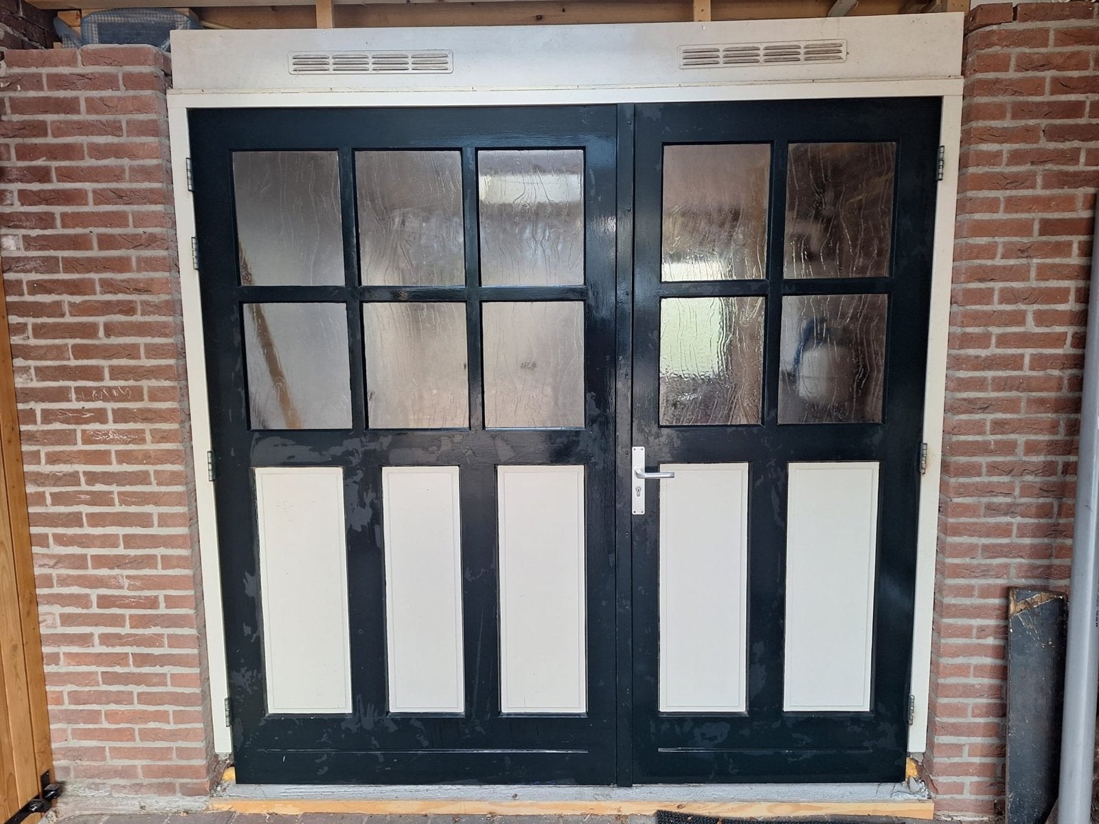 Hardhouten Garagedeuren met Kozijn en Figuurglas, Ophalen, Gebruikt, Garagedeur, Hout