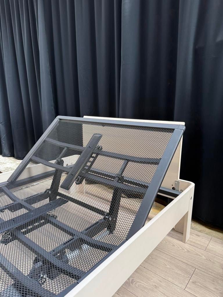 Buitenkansje - Showroom Auping Auronde 120x200, Wit, Tweepersoons, Ophalen of Verzenden, Zo goed als nieuw