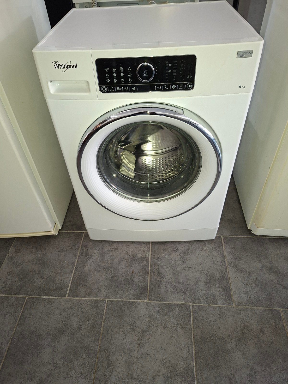 Whirlpool wasmachine (8kg), Witgoed en Apparatuur, Wasmachines, Gebruikt, Voorlader, 8 tot 10 kg, 85 tot 90 cm, 1200 tot 1600 toeren
