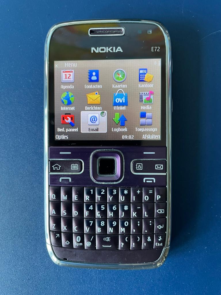 NOKIA E-72 AUBERGINE SIMLOCKVRIJ INCL OPLADER, Overige kleuren, Verzenden, Fysiek toetsenbord, 3 tot 6 megapixel