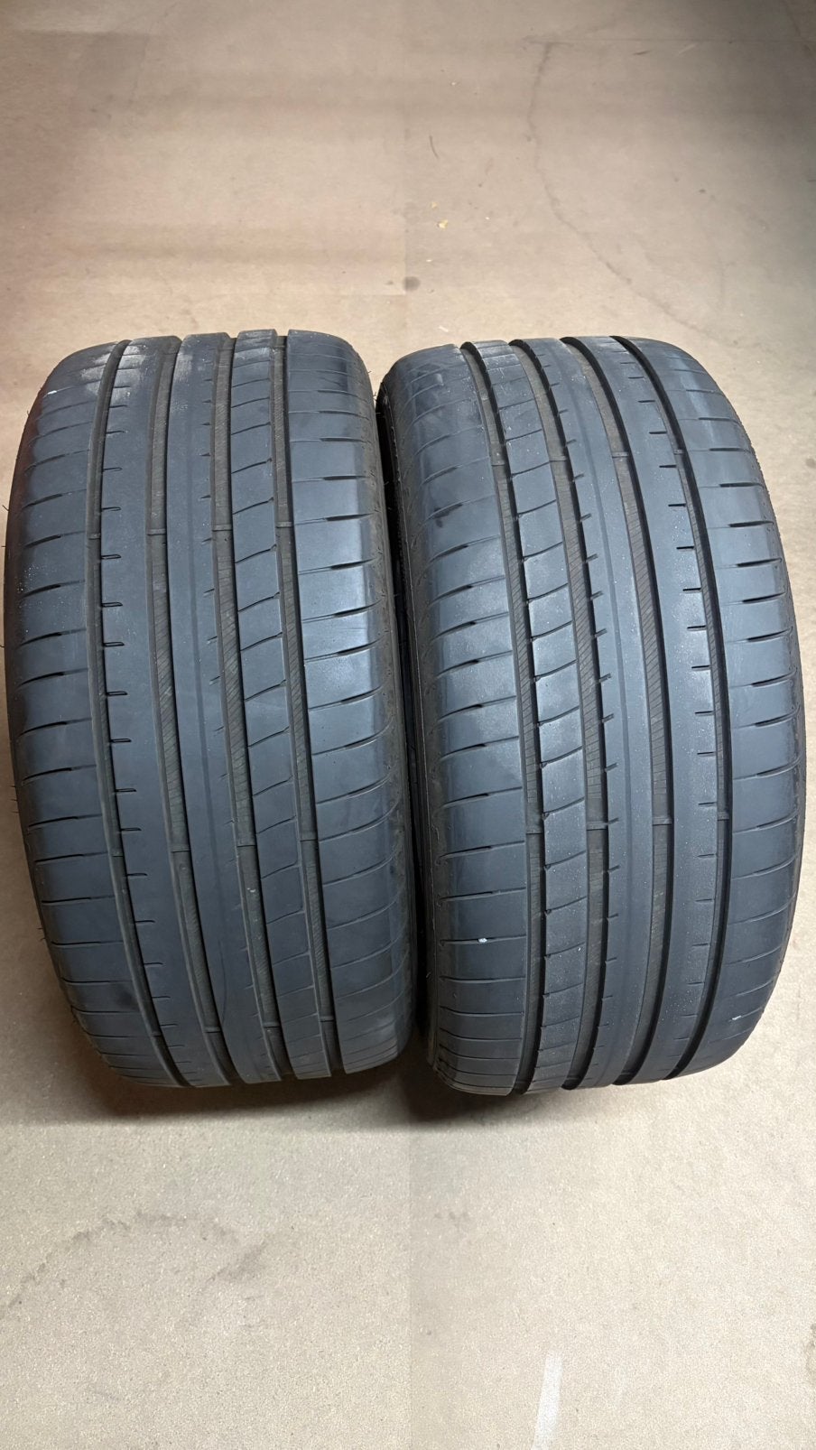 2x 255/40R18 DOT 2522 Goodyear Eagle F1 AS3 * RSC Runflat, Ophalen, 18 inch, Gebruikt, 255 mm