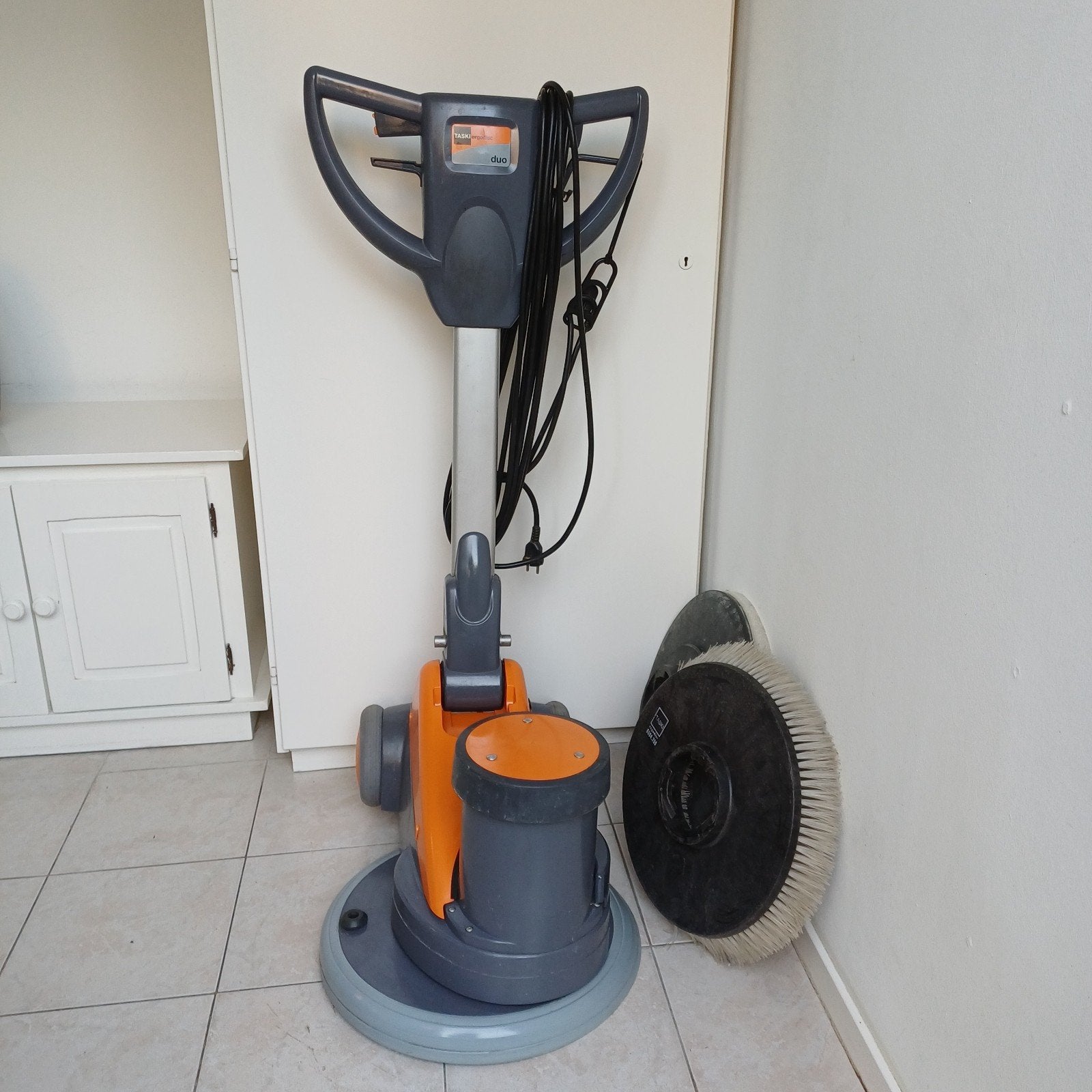 Taski Ergodisc Duo, Ophalen, Zo goed als nieuw, Schrobmachine
