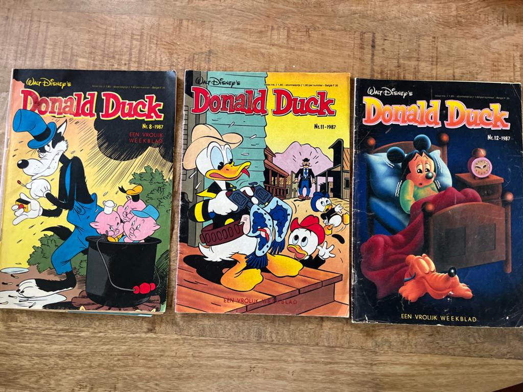 Donald Duck Weekblad - 3 nummers uit 1987, Meerdere stripboeken, Ophalen of Verzenden, Gelezen