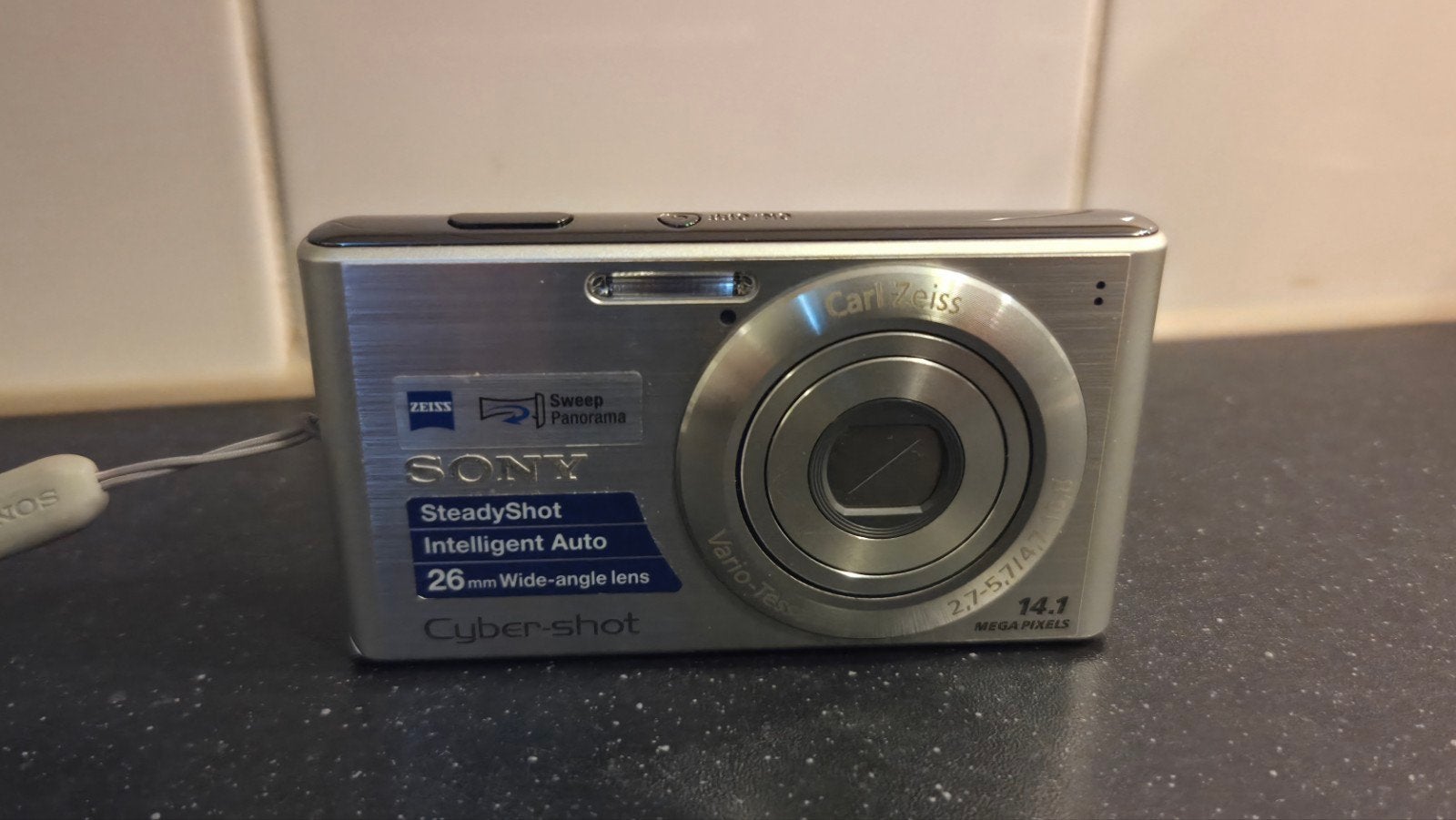 SONY CYBER-SHOT DSC-W530 DIGITALE CAMERA, 14 megapixels, Zo goed als nieuw, Compactcamera, Geheugenkaart