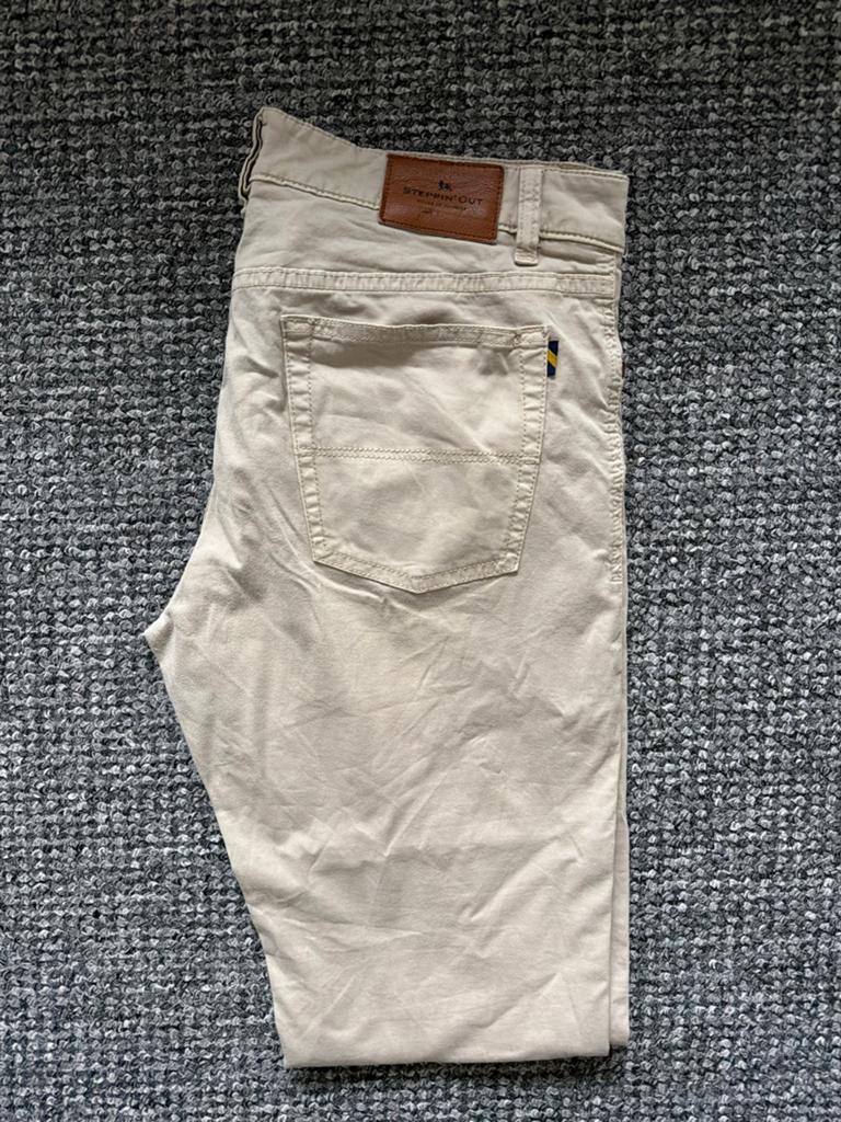 Steppin Out broek maat 50 - Beige heren chino, Ophalen of Verzenden, Zo goed als nieuw, Maat 48/50 (M), Beige