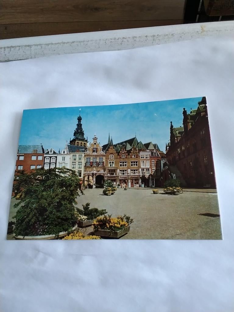 Nijmegen. Grote Markt met toren Stevenskerk op achtergrond, Ophalen of Verzenden, Gelderland