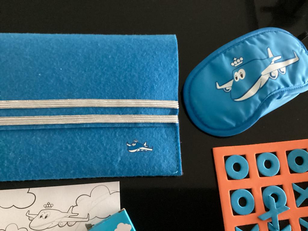 KLM junior mapje met tas label en kleurpotloden en spel, Ophalen of Verzenden, Nieuw
