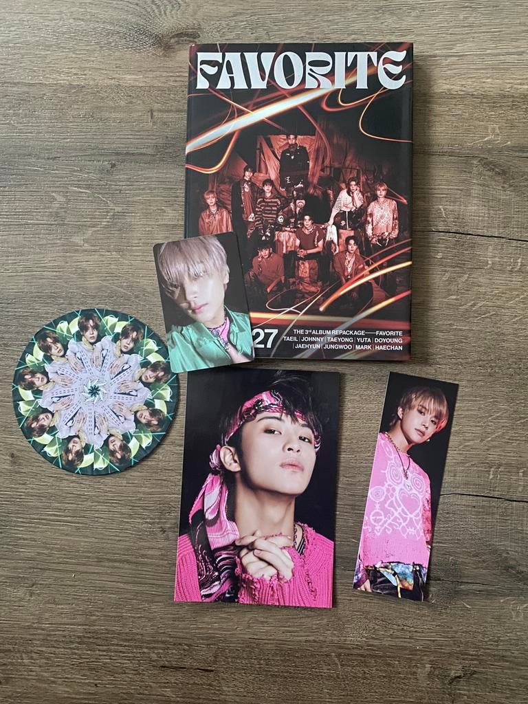 NCT 127 Favorite album + photocards, Verzenden, Zo goed als nieuw