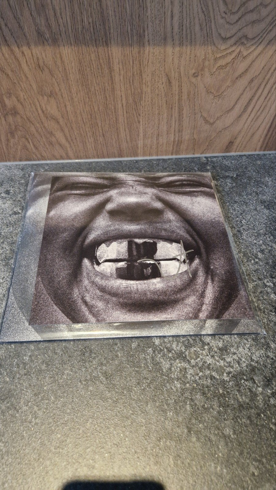 Kanye West Bully LP Vinyl Signed | Nieuw en Sealed, Ophalen of Verzenden, 2000 tot heden, Nieuw in verpakking