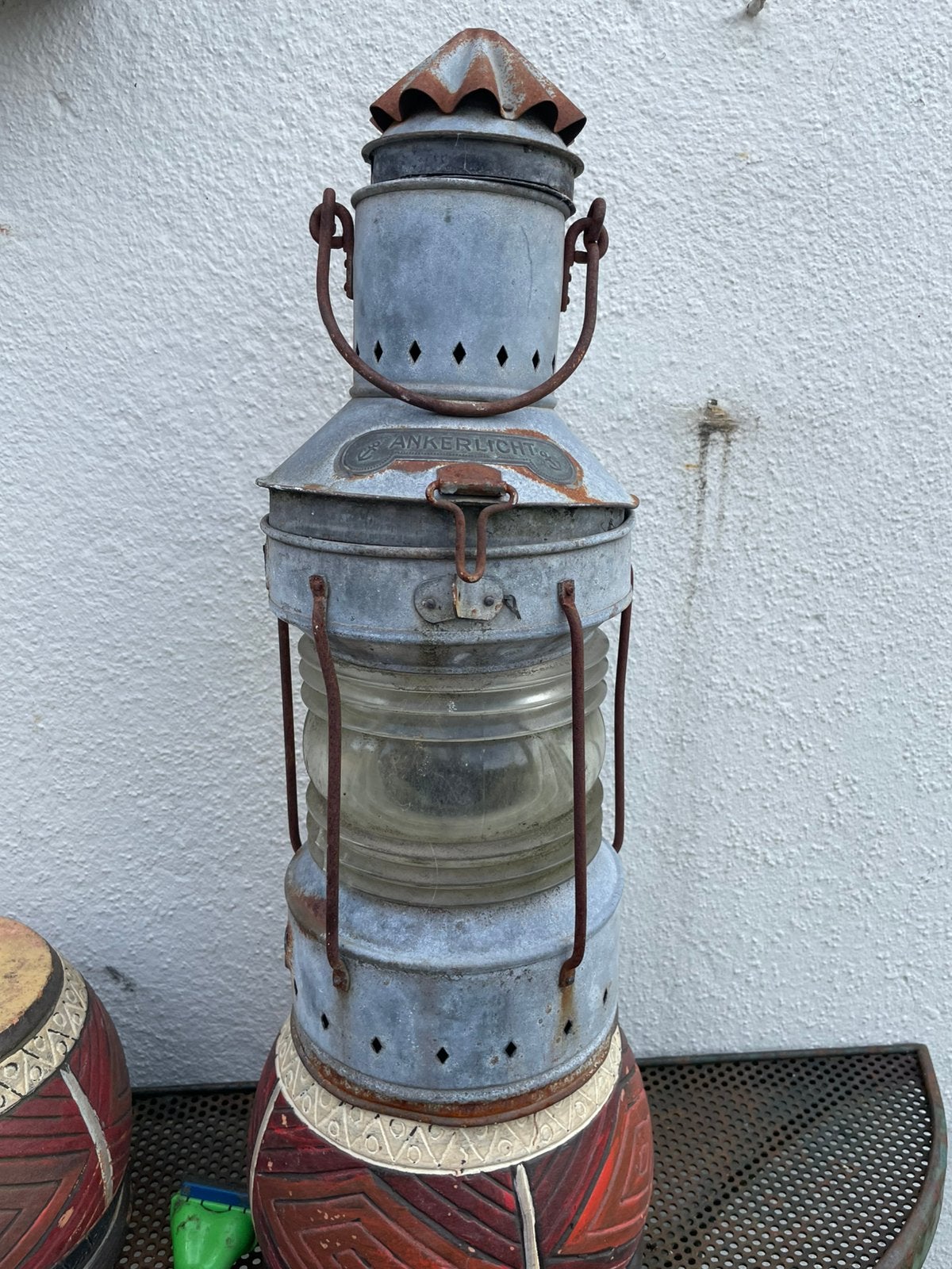 Oude scheepvaart lamp scheepslantaarn, Ophalen