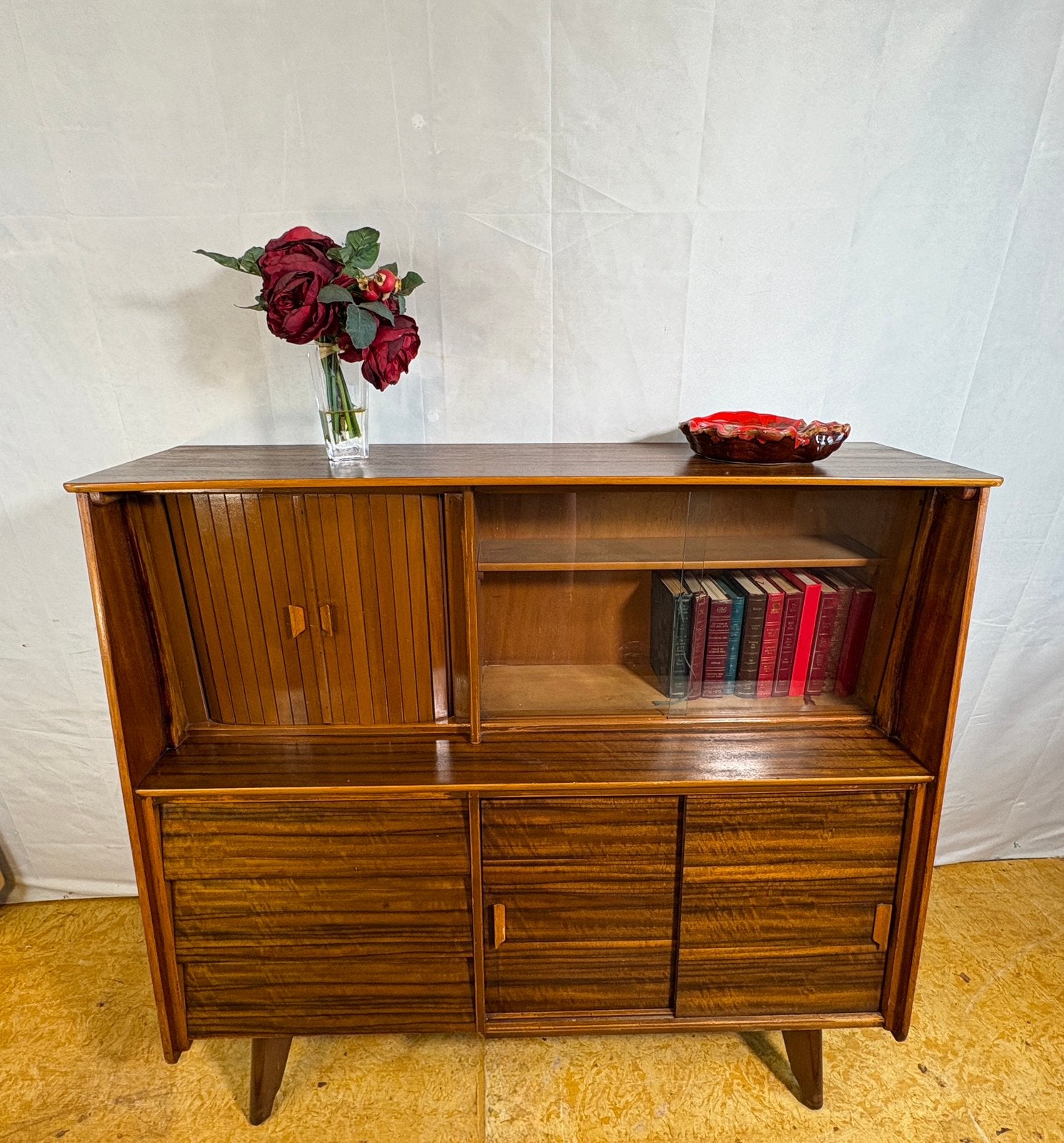 Gratis verzending!Midcentury retro vintagenotendressoir1960, Gebruikt, 100 tot 150 cm, F.D. Welters, Mid century retro vintage notenhout dressoir drankkast 1960