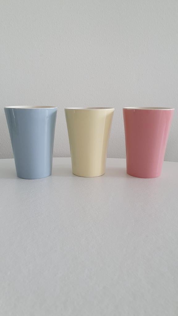 3 Pastel bekers Petrus Regout Maastricht, Ophalen of Verzenden