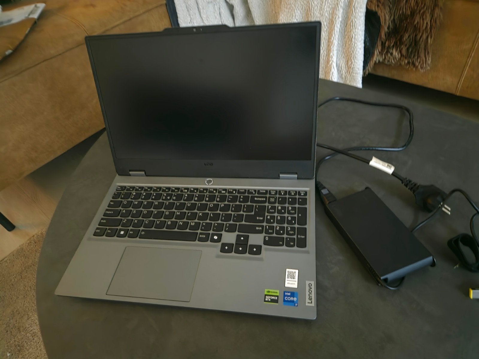 Lenovo LOQ 15IRX9 Gaming Laptop - Zo goed als nieuw, Computers en Software, Windows Laptops, Zo goed als nieuw, 15 inch, SSD, 2 tot 3 Ghz