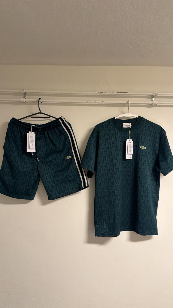 Lacoste summer set, Ophalen of Verzenden, Zo goed als nieuw, Overige maten