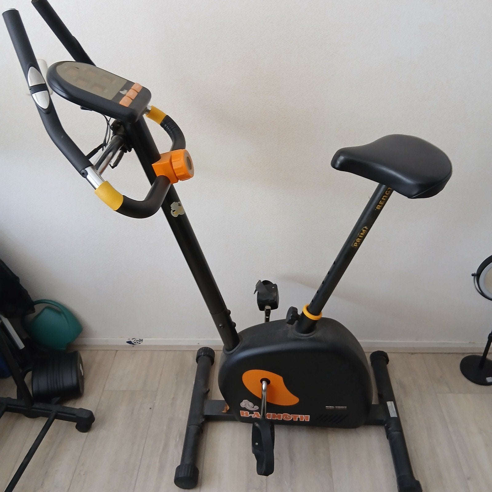 Hometrainer - Ideaal voor thuisworkouts, Gebruikt, Ophalen of Verzenden, Metaal, Benen