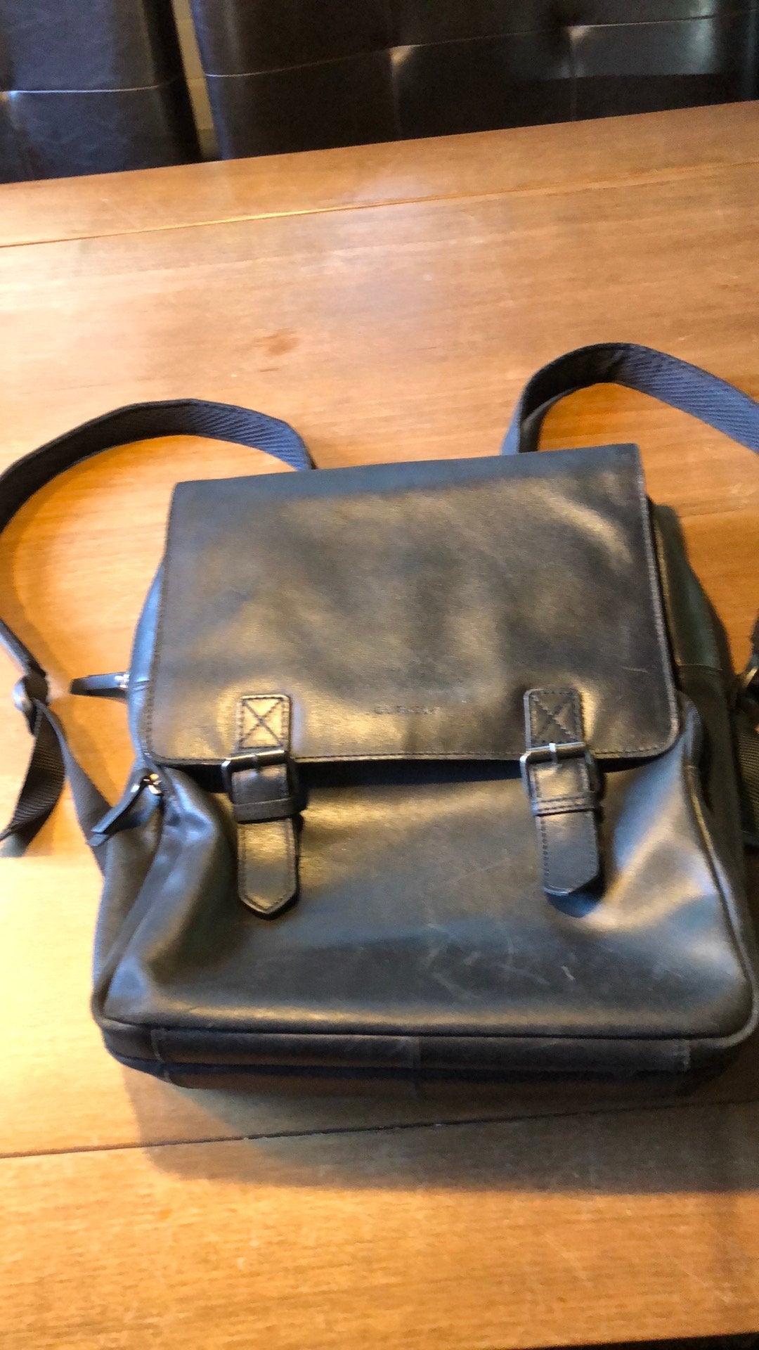 Zwarte leren rugtas BURKELY, Computers en Software, Laptoptassen, Ophalen of Verzenden, 15 inch, Zo goed als nieuw