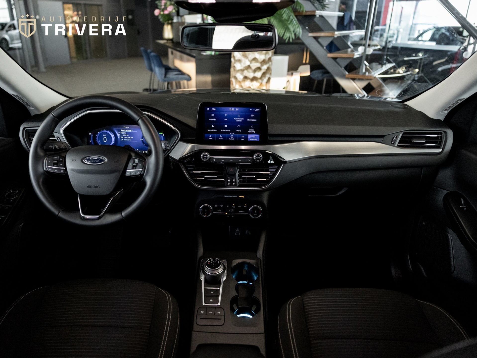 Foto 20 van Ford Kuga 2.5 PHEV Titanium l SoH 96% l CAM 360° l CARPLAY