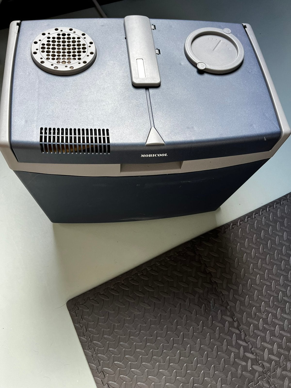 Mobicool coolbox, Ophalen of Verzenden, Zo goed als nieuw, Elektrisch