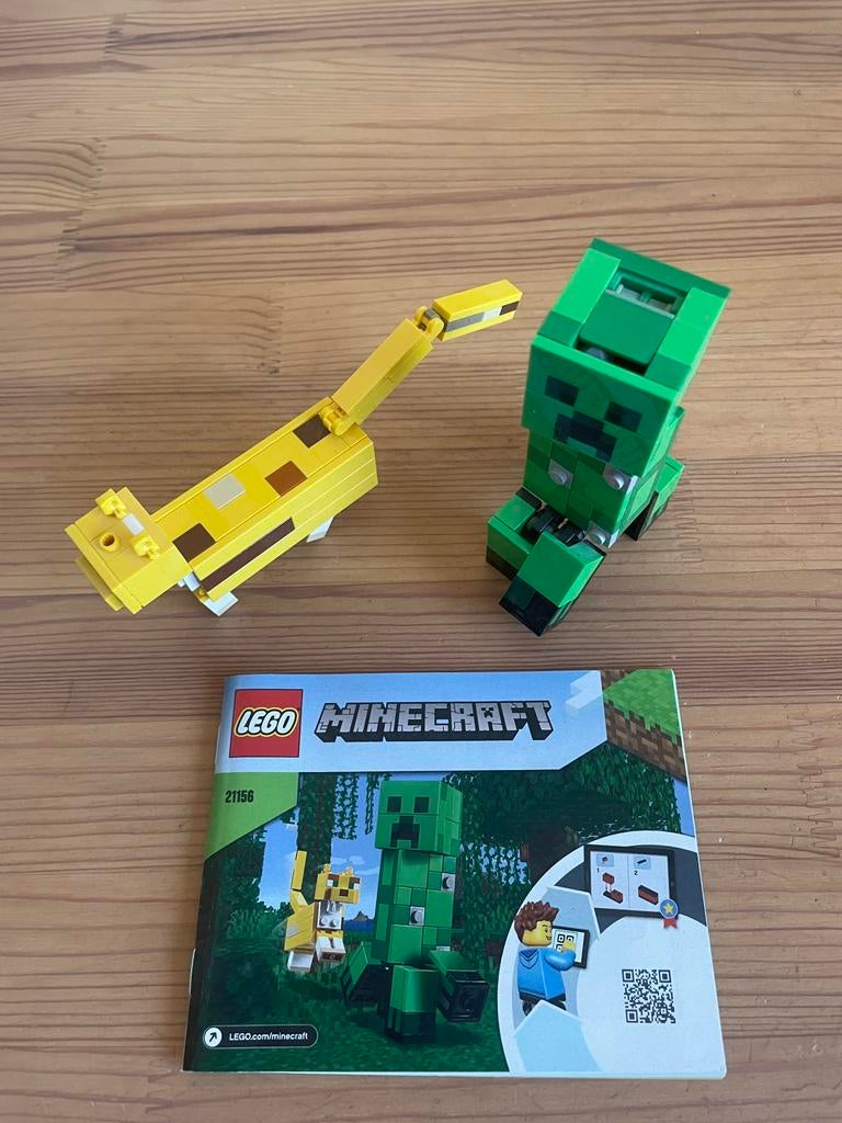 Lego 21156 complaat met boekje, Ophalen of Verzenden, Zo goed als nieuw