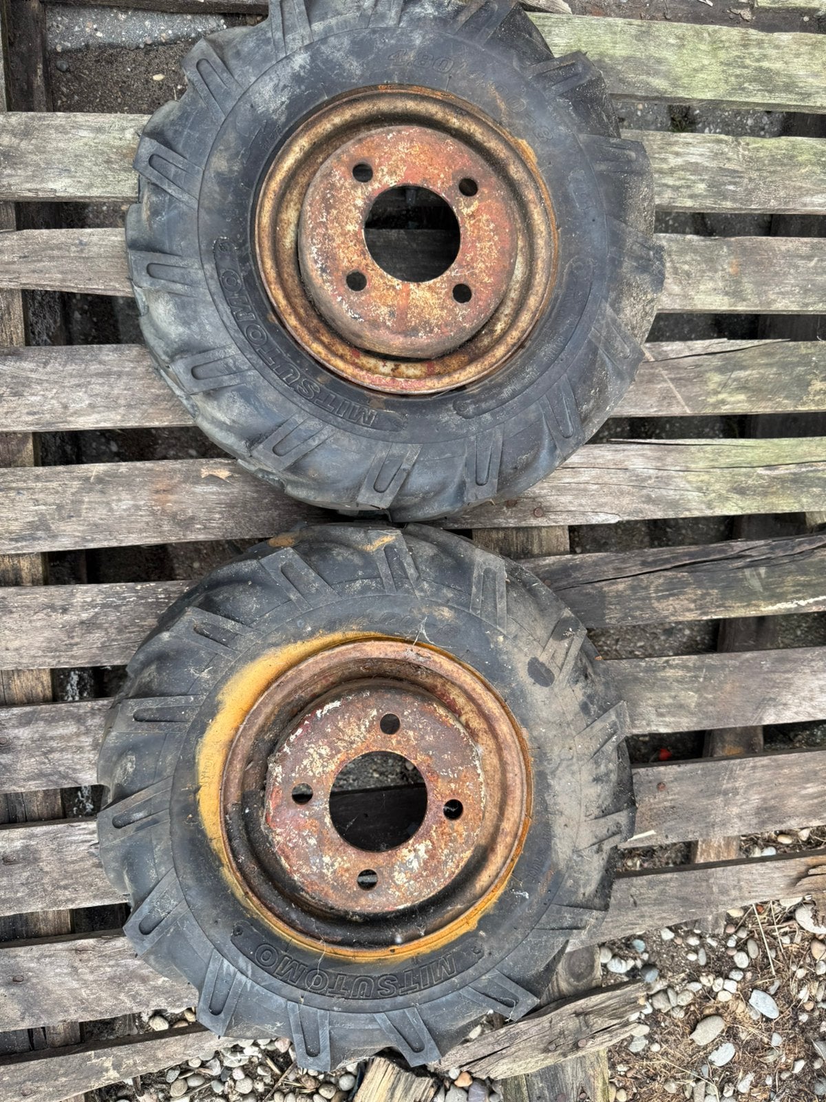 Te koop agria 2400 banden, Ophalen