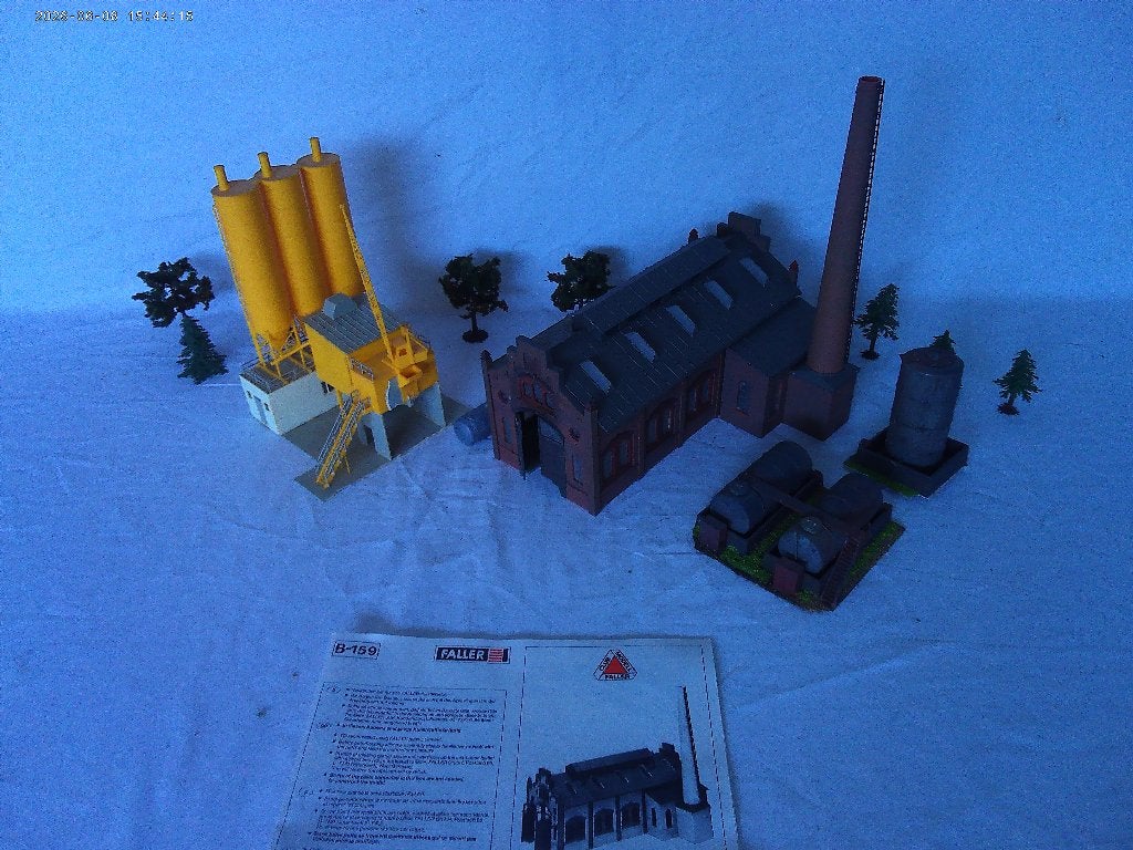 HO 1-87 Industrie panden v marklin, Wisselstroom, Gebruikt, Brug, Tunnel of Gebouw, Ophalen of Verzenden