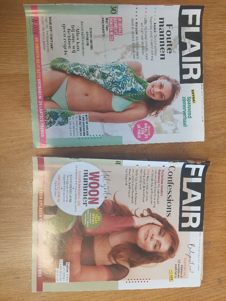 2x Flair 2024, Ophalen of Verzenden, Zo goed als nieuw, Damesbladen
