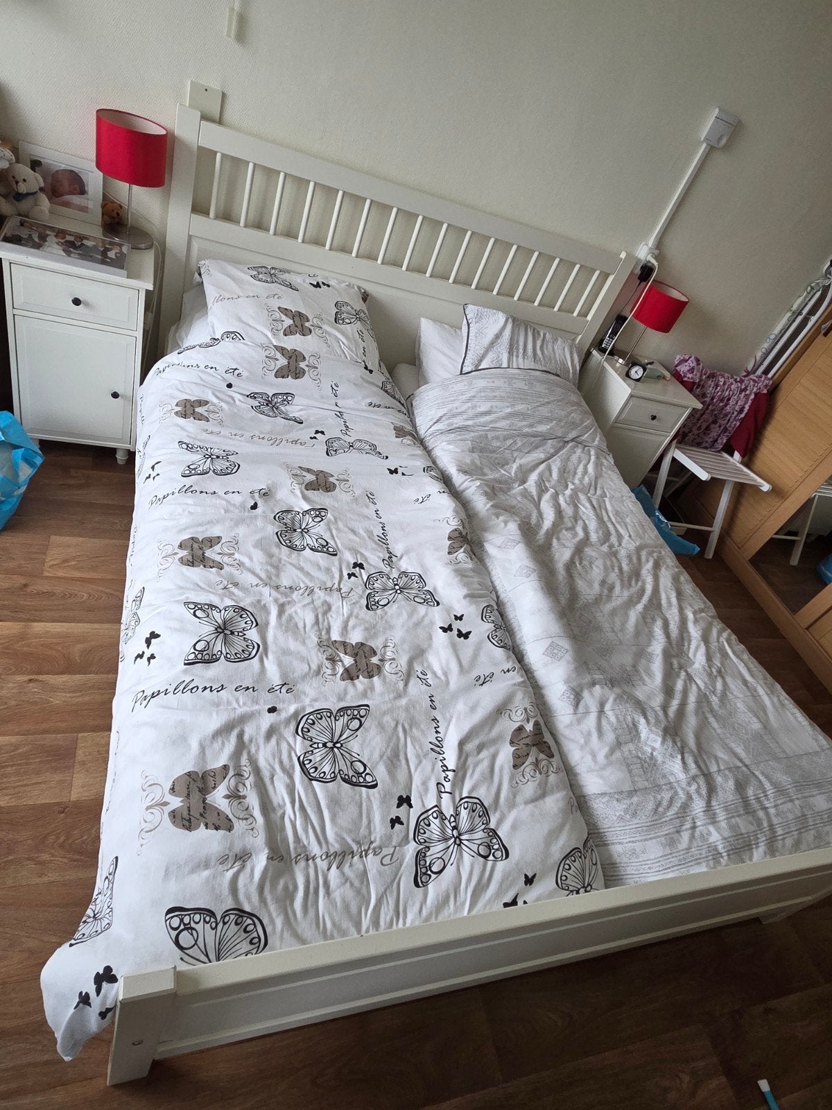 Tweepersoonsbed 160 cm breed met 2 matrassen, Ophalen, Gebruikt, Wit, Tweepersoons