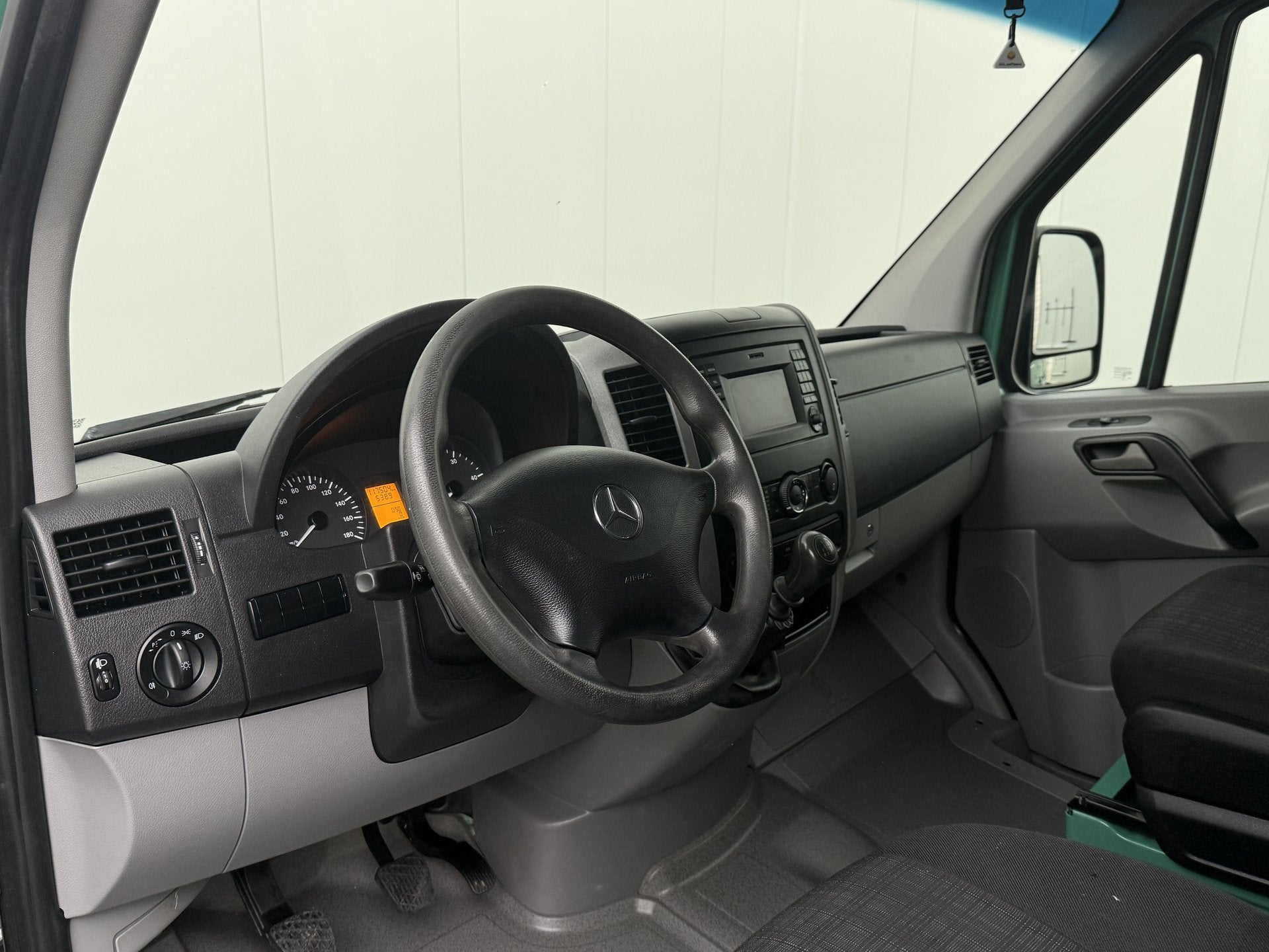 Mercedes-Benz Sprinter 140PK L2H2 | Euro 6 | 2xSchuifdeur |, 13 km/l, Gebruikt, 2000 kg, Trekhaak