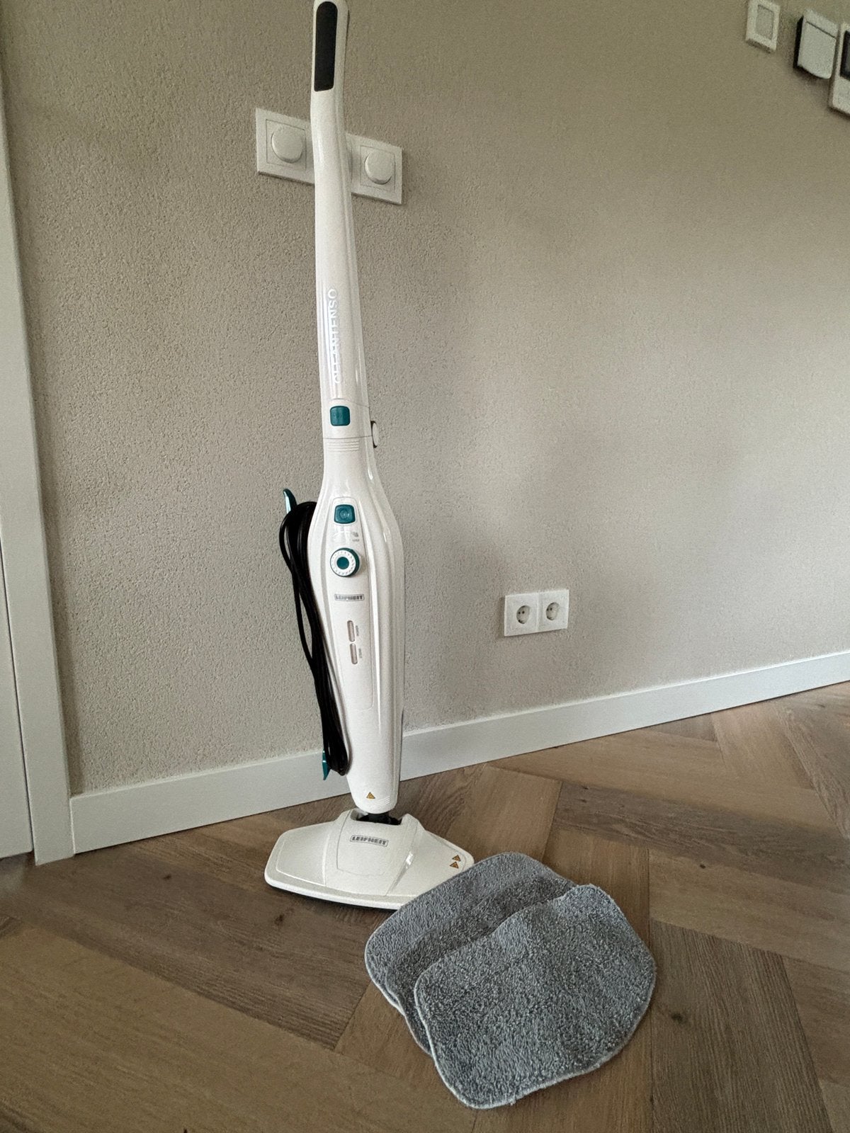 Te koop: Leifheit Clean Tenso stoomreiniger, Ophalen, Zo goed als nieuw