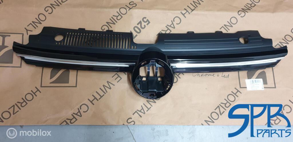 GOLF 8 VIII HIGHLINE LED Grille 5H0853651S CHROOM GRILL, Volkswagen, Nieuw, Ophalen of Verzenden, Volkswagen