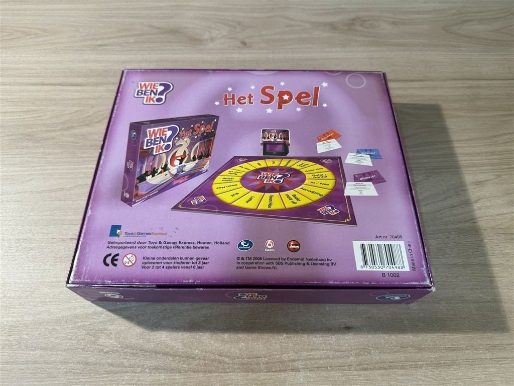 Wie ben ik het spel - sbs - s6056, Hobby en Vrije tijd, Gezelschapsspellen | Bordspellen, Verzenden, Zo goed als nieuw