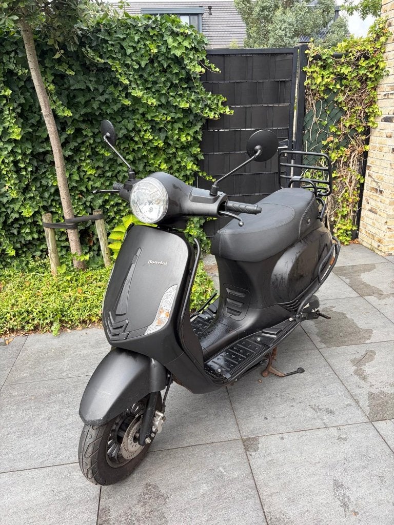 La Souris Sourini scooter - 2022 - 6372 KM, Fietsen en Brommers, Brommeronderdelen | Scooters, Ophalen, Gebruikt, Overige typen