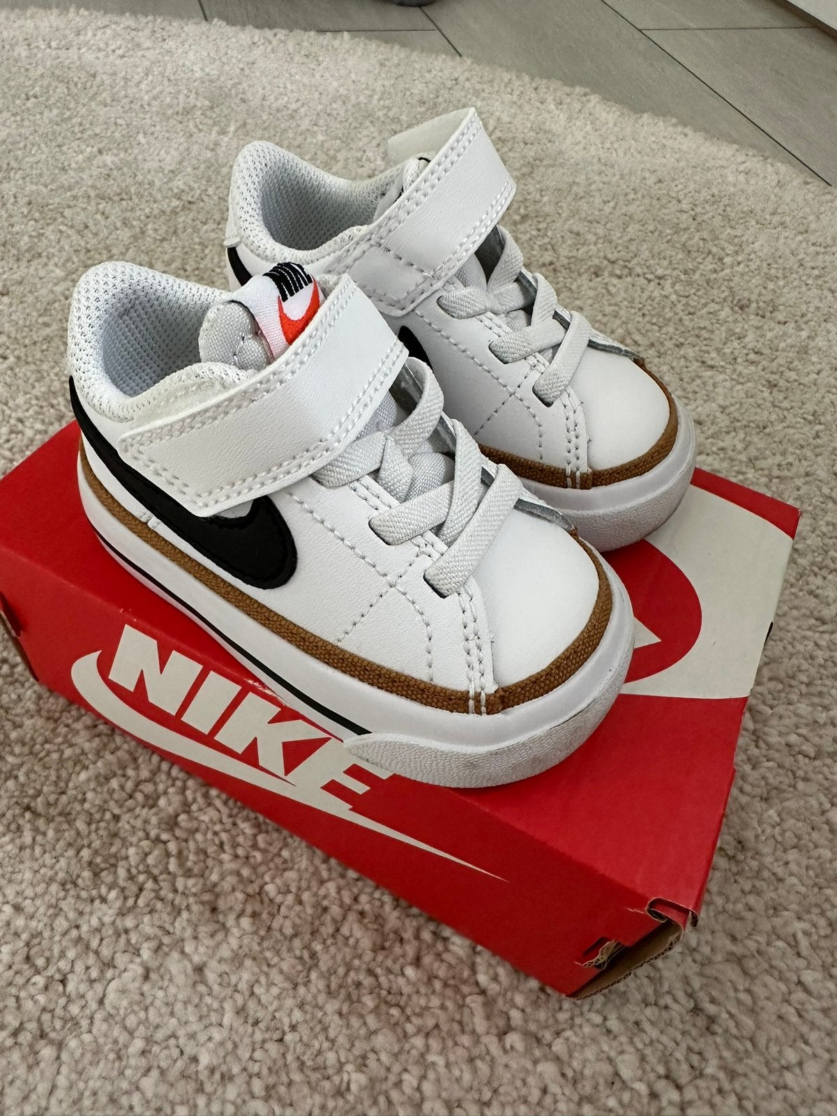 Nike court legacy sneakers 18,5, Ophalen of Verzenden, Zo goed als nieuw, Jongetje of Meisje, Schoentjes