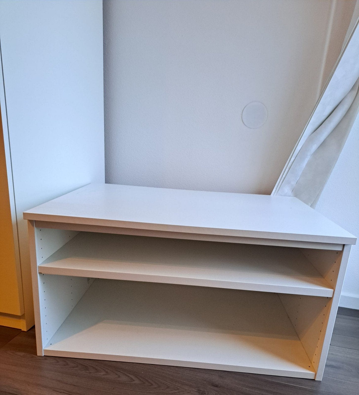 Schoenkast, Ophalen