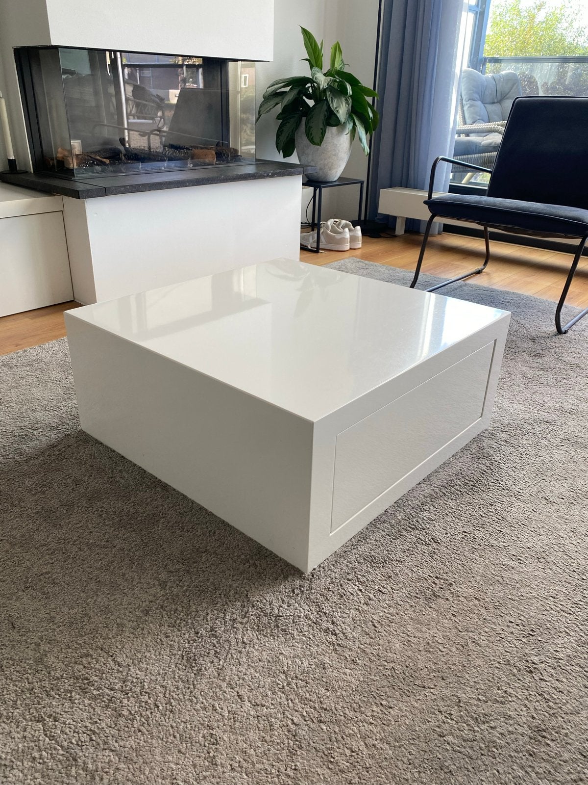 Moderne witte salontafel met opbergruimte, Ophalen, Vierkant, 50 tot 100 cm, Zo goed als nieuw