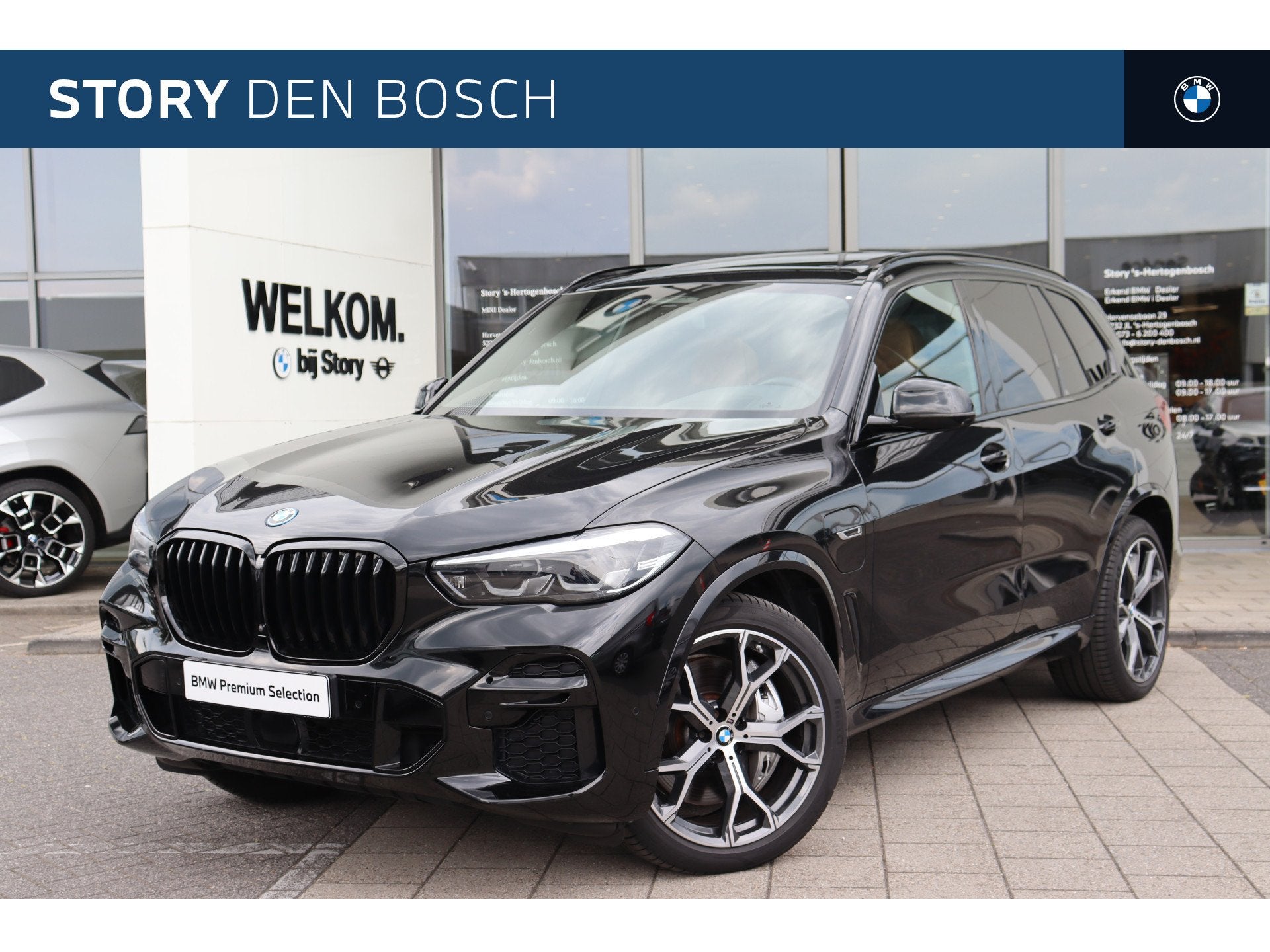 BMW X5 xDrive45e High Executive M Sport Automaat / Panoramad, Gebruikt, X5, Met garantie (alle), Zwart