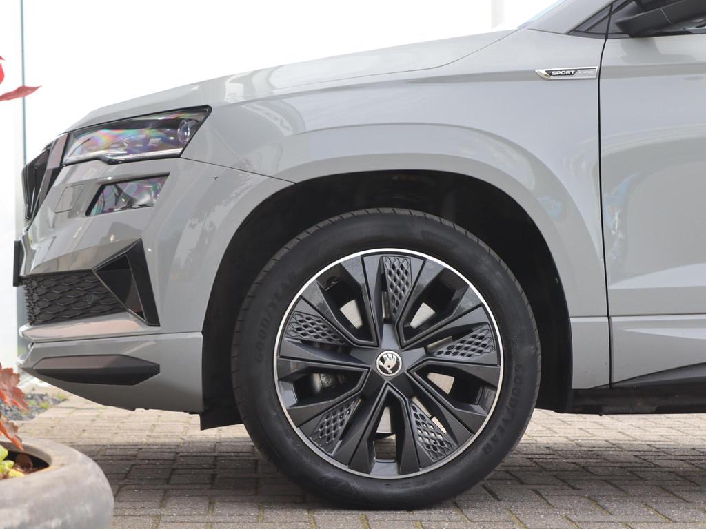 Skoda Karoq 1.5 TSI 150 pk DSG ACT Sportline Business | Pano, Stof, 4 cilinders, Karoq, Adaptive Cruise Control