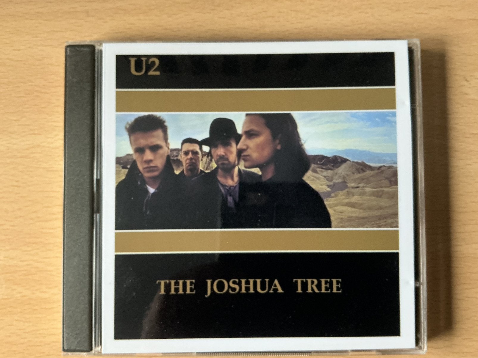 U2-The Joshua three. Topcd. Hoesje niet origineel., Ophalen of Verzenden, Gebruikt