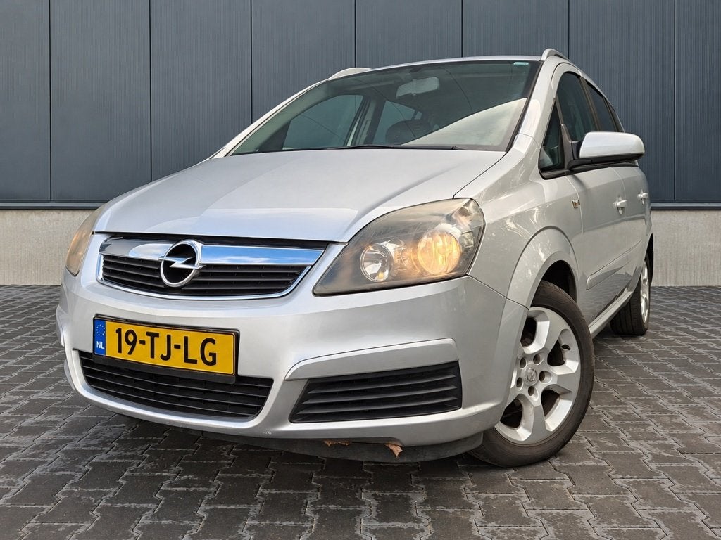 Opel Zafira 1.8 Executive | 7 persoons | Trekhaak | Cruise c, Stof, Gebruikt, 4 cilinders, Verwarmde buitenspiegels