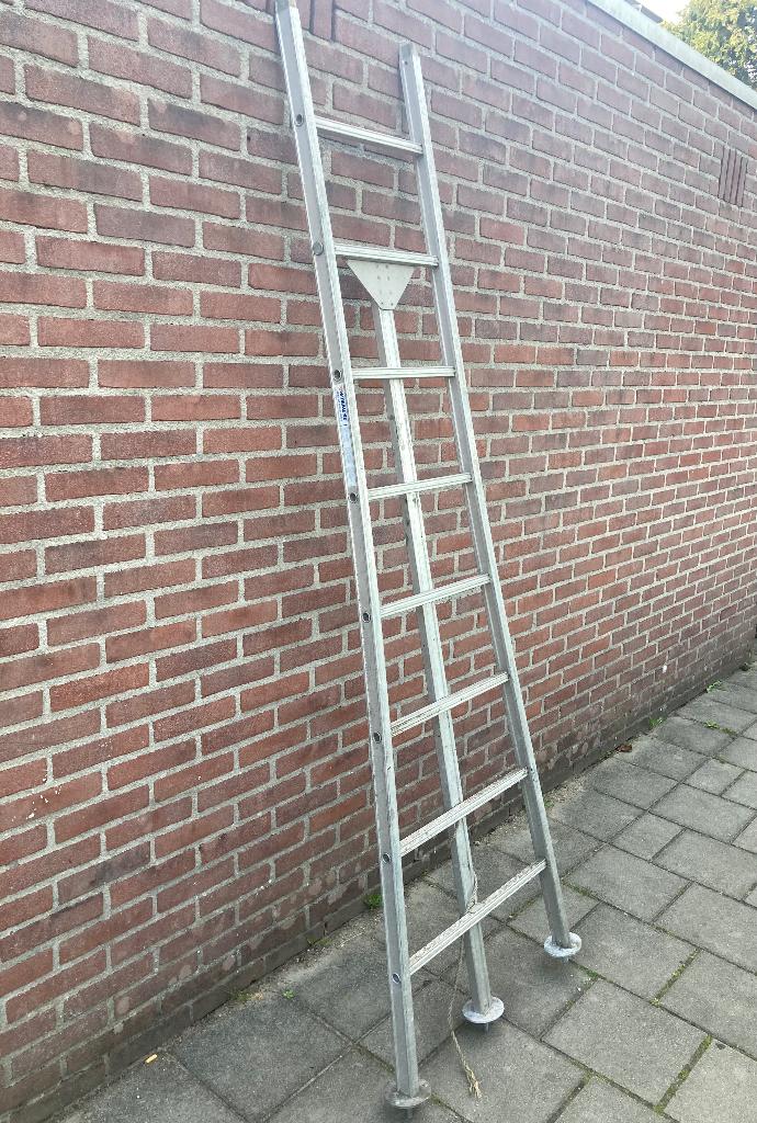Pluk ladder. 3 poot ladder. Aluminium., Ophalen, Zo goed als nieuw, Ladder, Opvouwbaar of Inschuifbaar