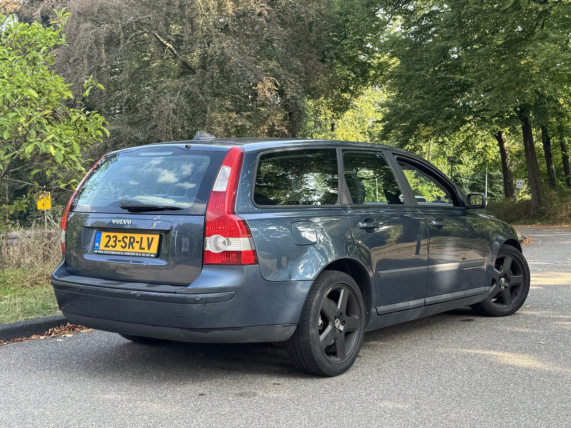 Volvo V50 1.8 HALFLEDER, RIJKLAAR (bj 2006), Voorwielaandrijving, 4 cilinders, Blauw, 126 pk