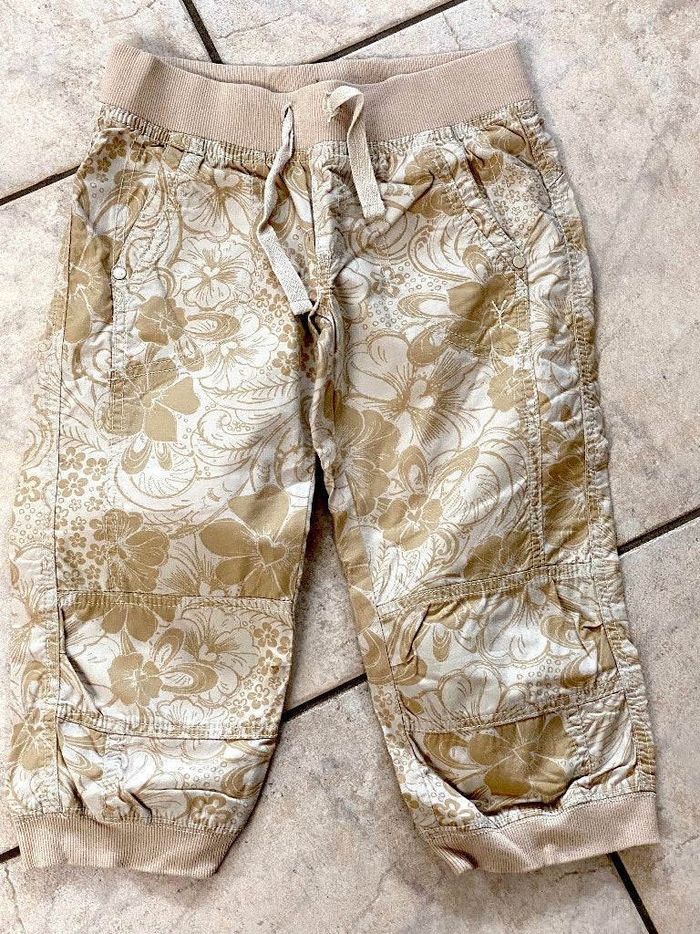H&M beige 3kwart meisjes broek maat 134, Kinderen en Baby's, Kinderkleding | Maat 134, Broek, Meisje, Ophalen of Verzenden, Zo goed als nieuw