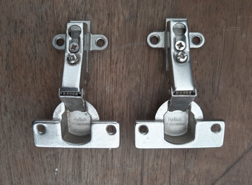 2x Hettich Kastscharnieren 1246, Ophalen, Zo goed als nieuw, Metaal