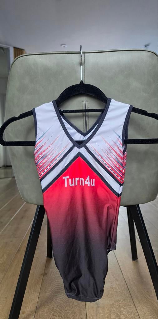 Agiva Turnpakje Turn4u Rood/Zwart/Wit Maat 10, Sport en Fitness, Ophalen of Verzenden, Zo goed als nieuw, Turnpak(je), Rood