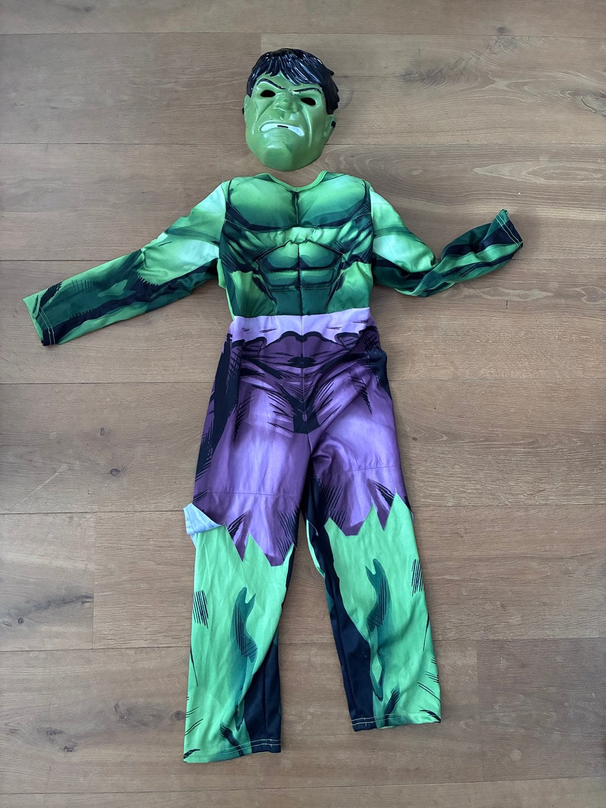 Hulk kostuum voor kinderen (7-8 jaar), Ophalen, Gebruikt, 122 t/m 128, Jongen